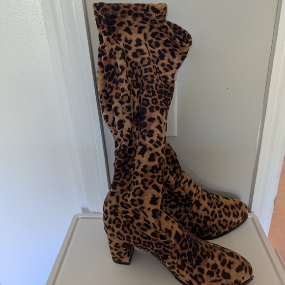 Leopard Print Knee-High Boots - Picture 1 of 1